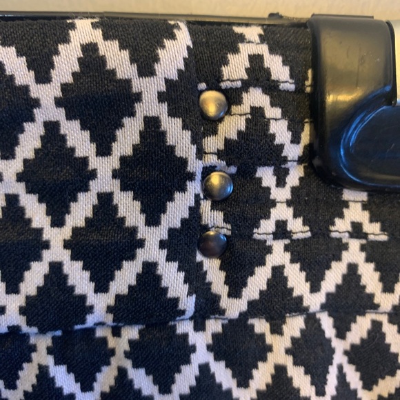 Navy and white pencil skirt Sz lrg - Picture 4 of 5